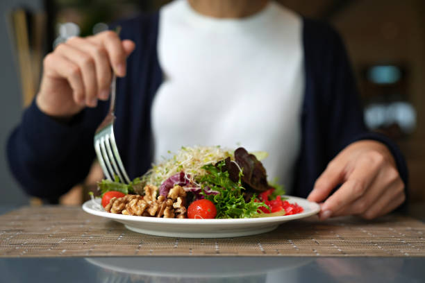 Clean Eating vs. Counting Calories: What Works Better?